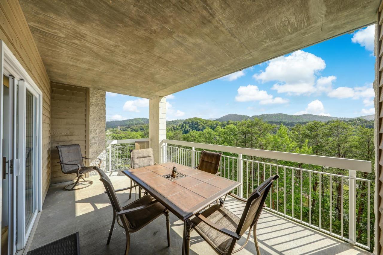Star Gazing Whispering Pines 644 Apartment Pigeon Forge Ngoại thất bức ảnh