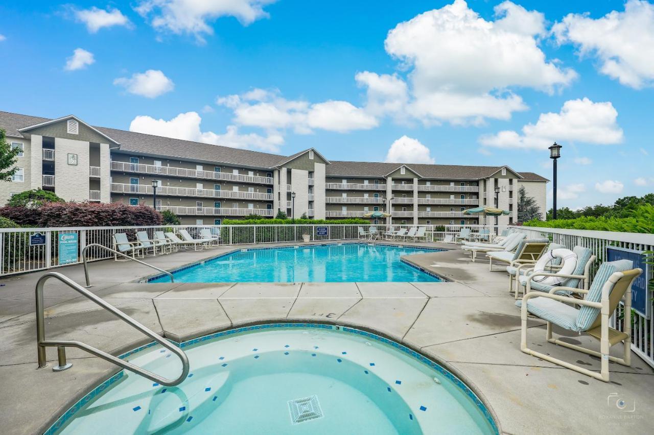 Star Gazing Whispering Pines 644 Apartment Pigeon Forge Ngoại thất bức ảnh